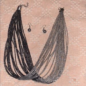 2 set of necklaces & earrings